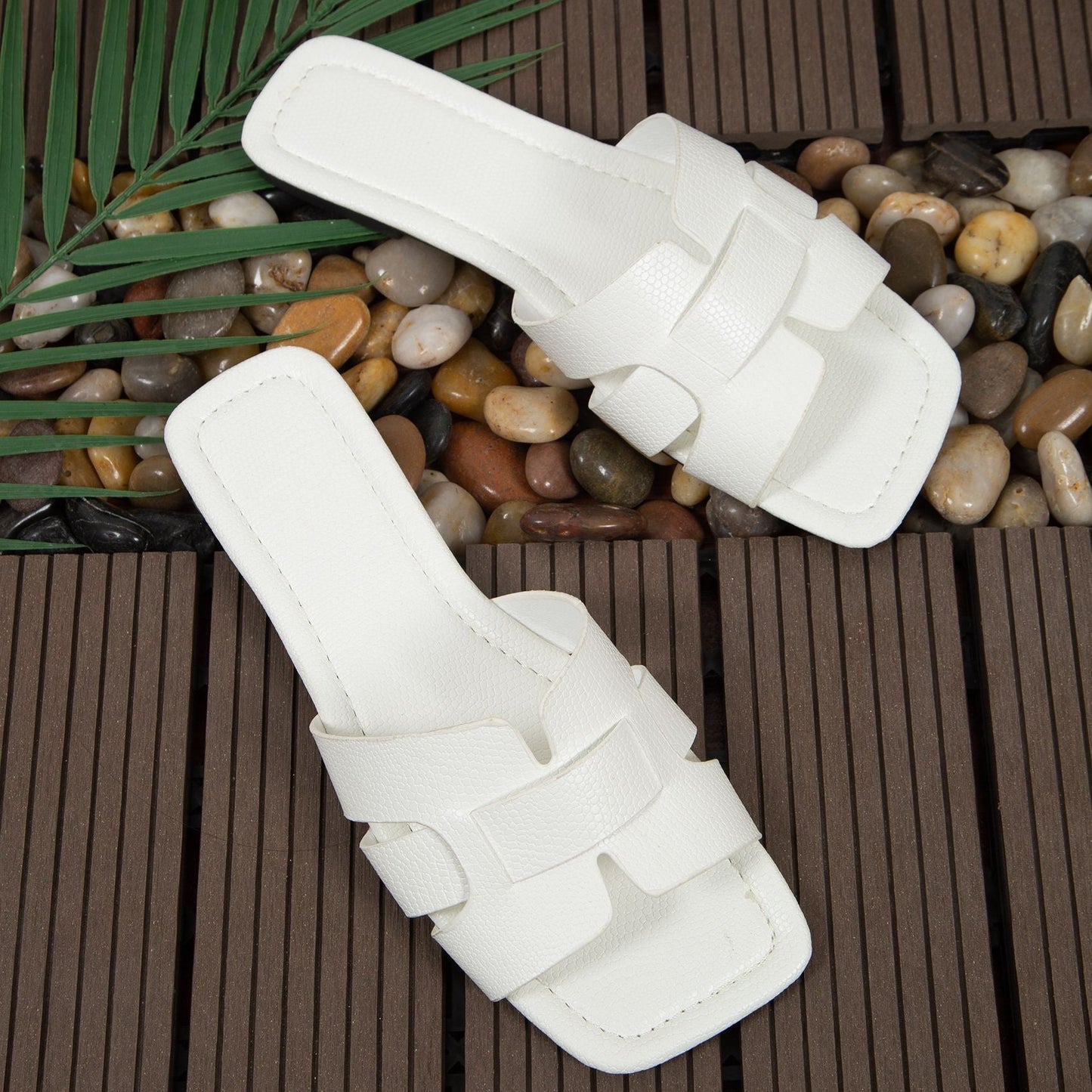 Luvik | Sandalen Mit Eckiger Spitze Und Sommerlichem Hohlschnitt