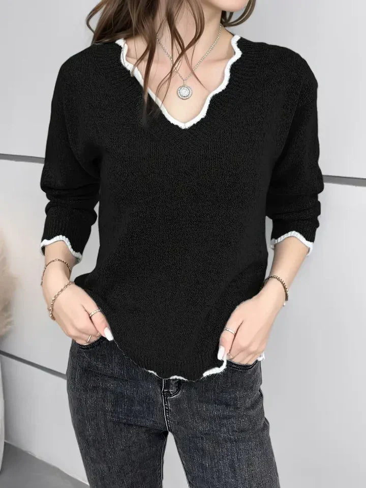 Luvik | loose knit sweater with long sleeves, pearl detailing and v-neck