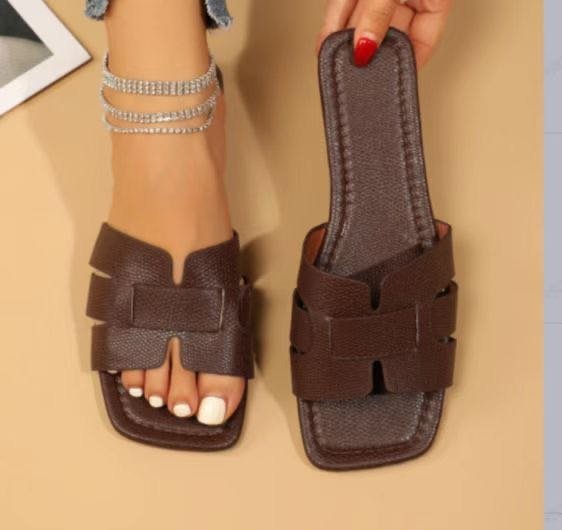 Luvik | Sandalen Mit Eckiger Spitze Und Sommerlichem Hohlschnitt