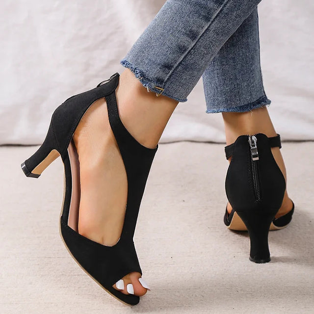 Luvik | Elegantit sandaalit, joissa on peeptoe ja pieni korko naisille