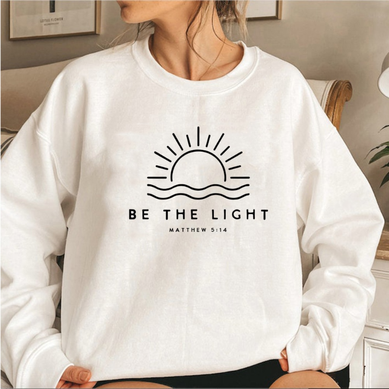 Luvik | Tag Be the Light neuleen päällä