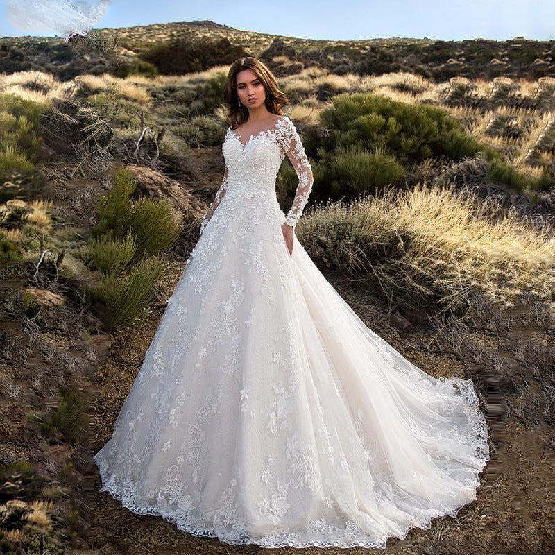 Luvik | Elegant white bridal gown