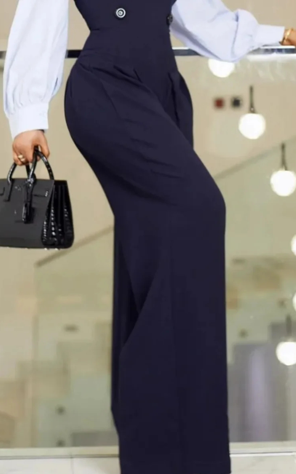 Luvik | Ajaton eleganssi jumpsuit naisille tummansininen