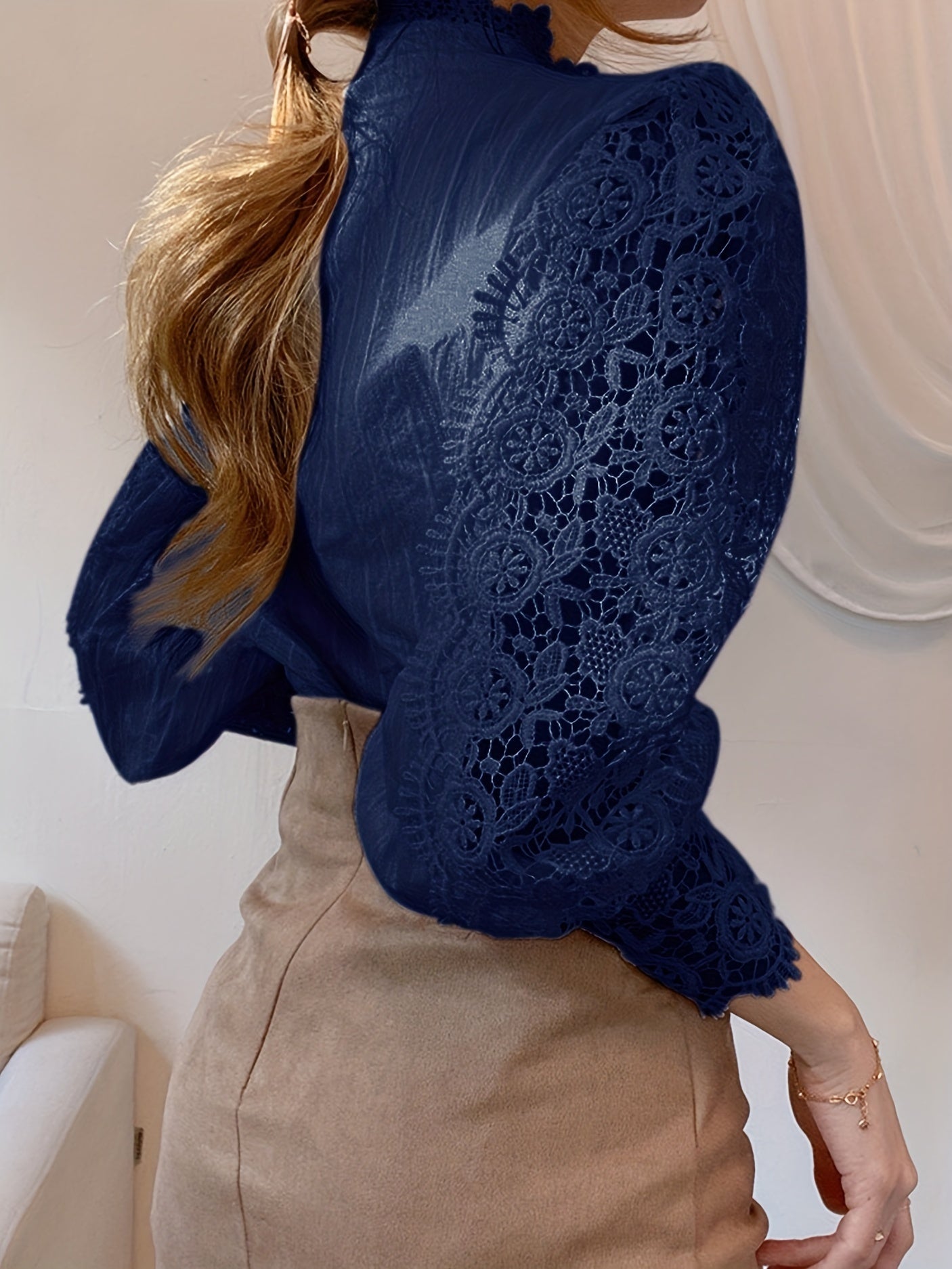 Luvik | Viktoriaanitilkka pitsi blusa helmiknupeilla naisille