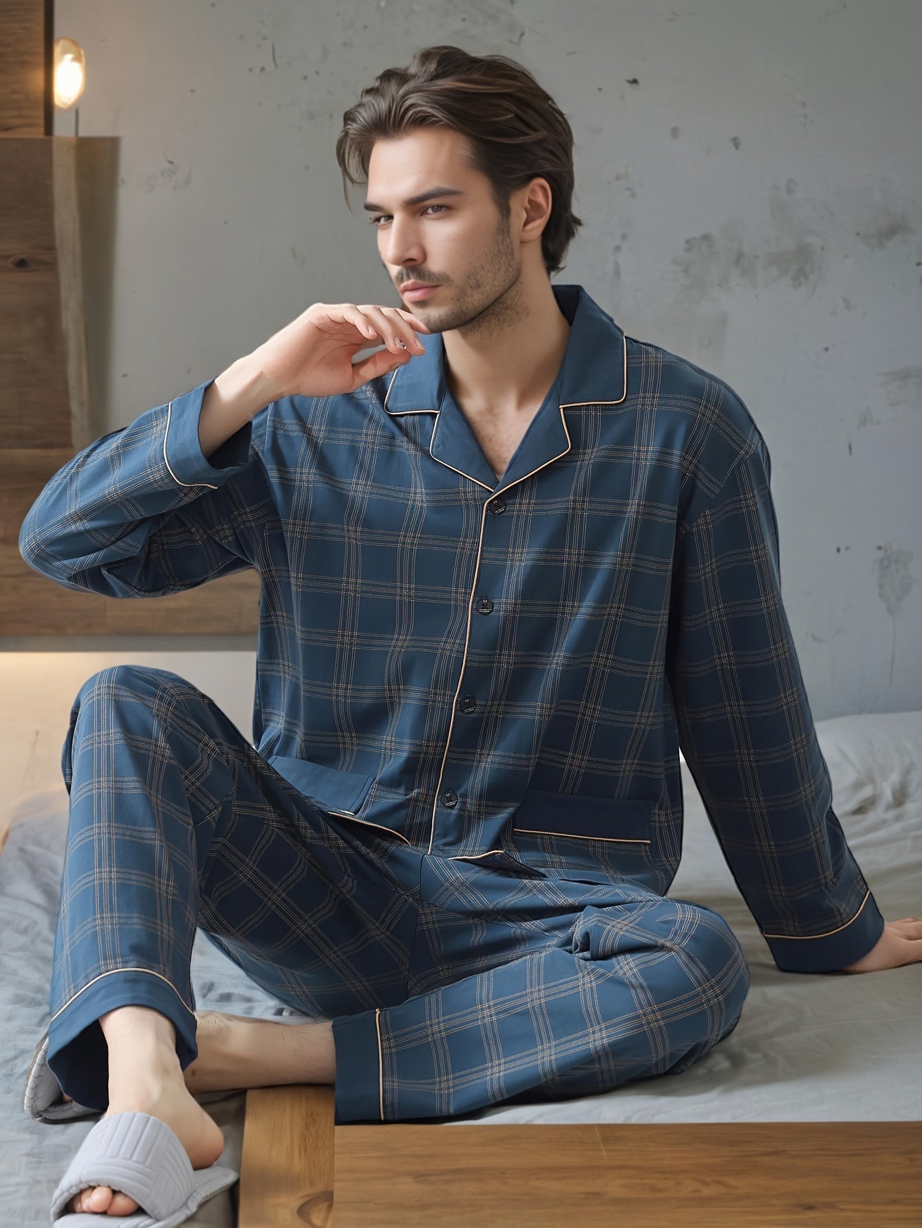 Luvik | Kuviollinen Miesten Pyjama Setti Käänteellä Ja Pitkillä Hihoilla