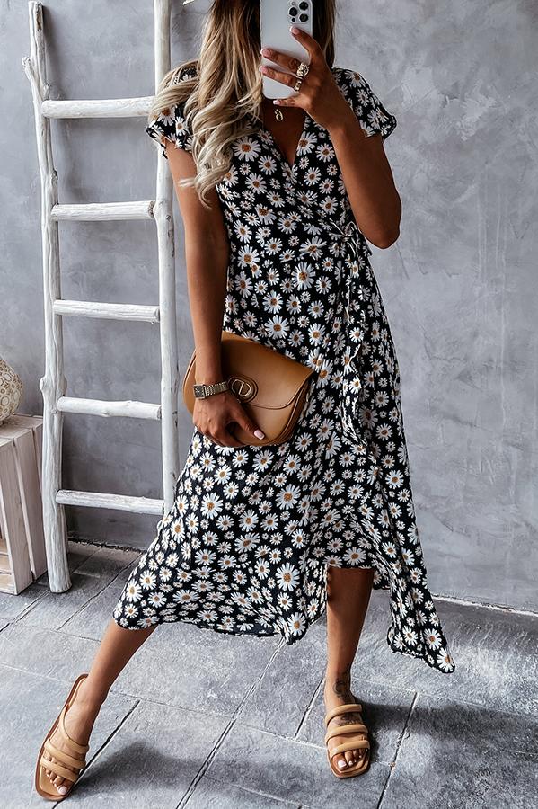 Luvik | Adored By You Floral Midi Mekko kukkasin