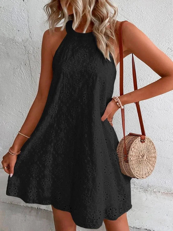Luvik | Eyelet Halter Mini Mekko