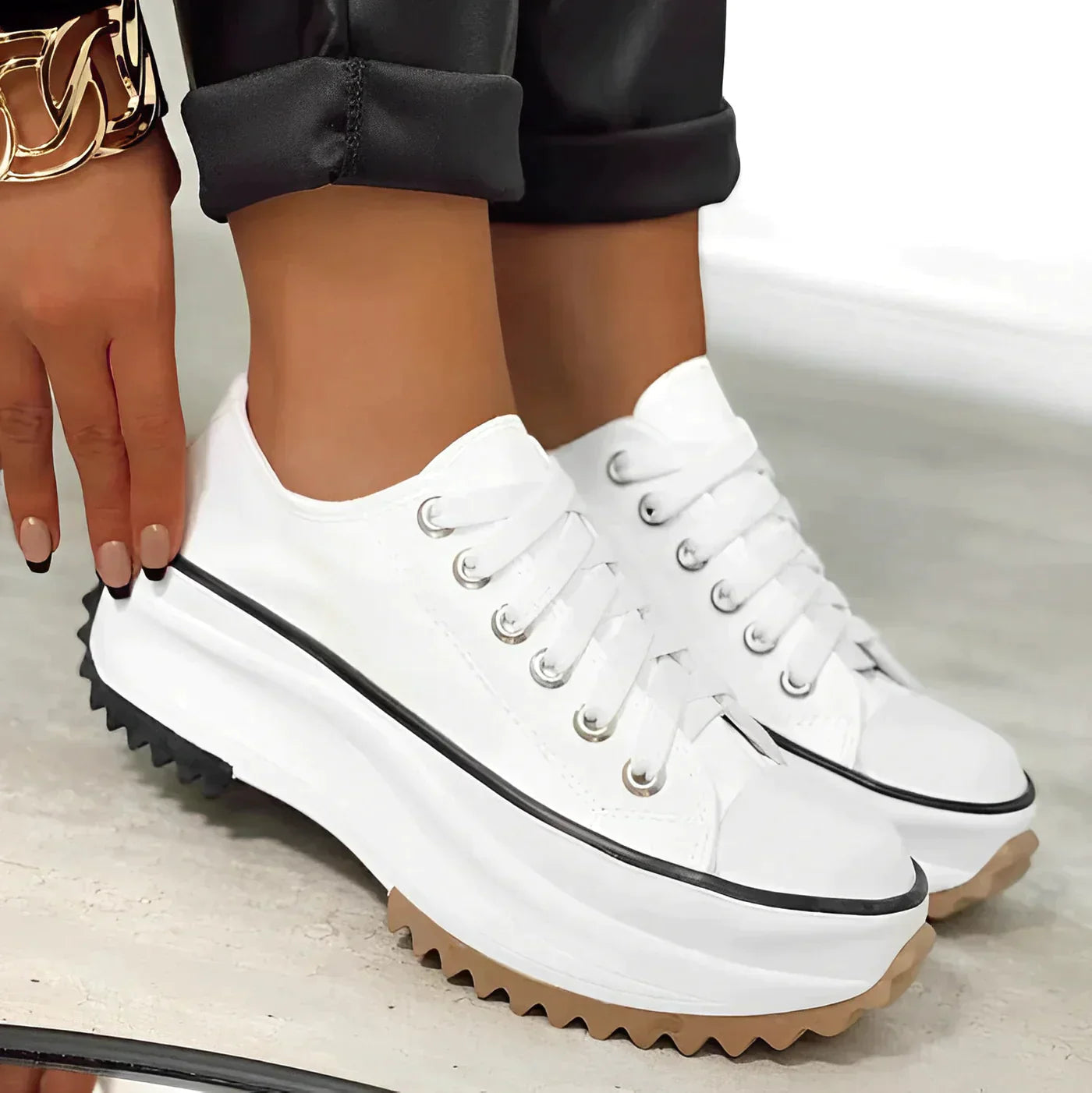 Luvik | Korotettu Thouram Sneaker - Tyylikäs mukavuus joka askeleelle