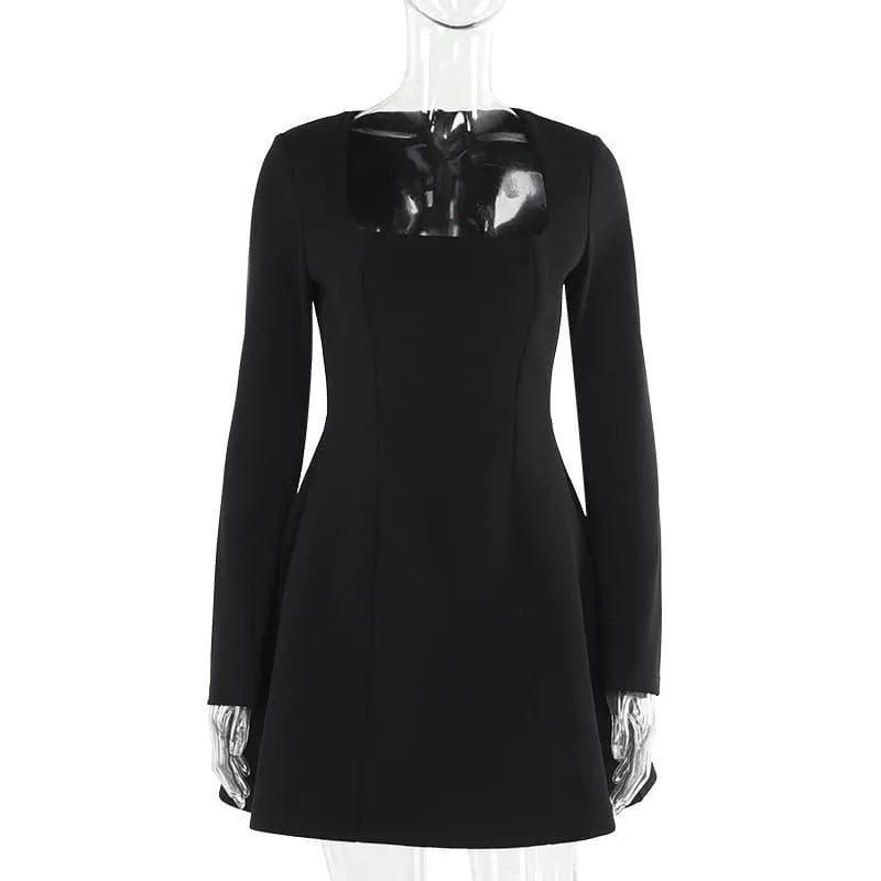 Luvik | Pitkähihaista mekkoa neliönmuotoisella kauluksella, Slim Fit