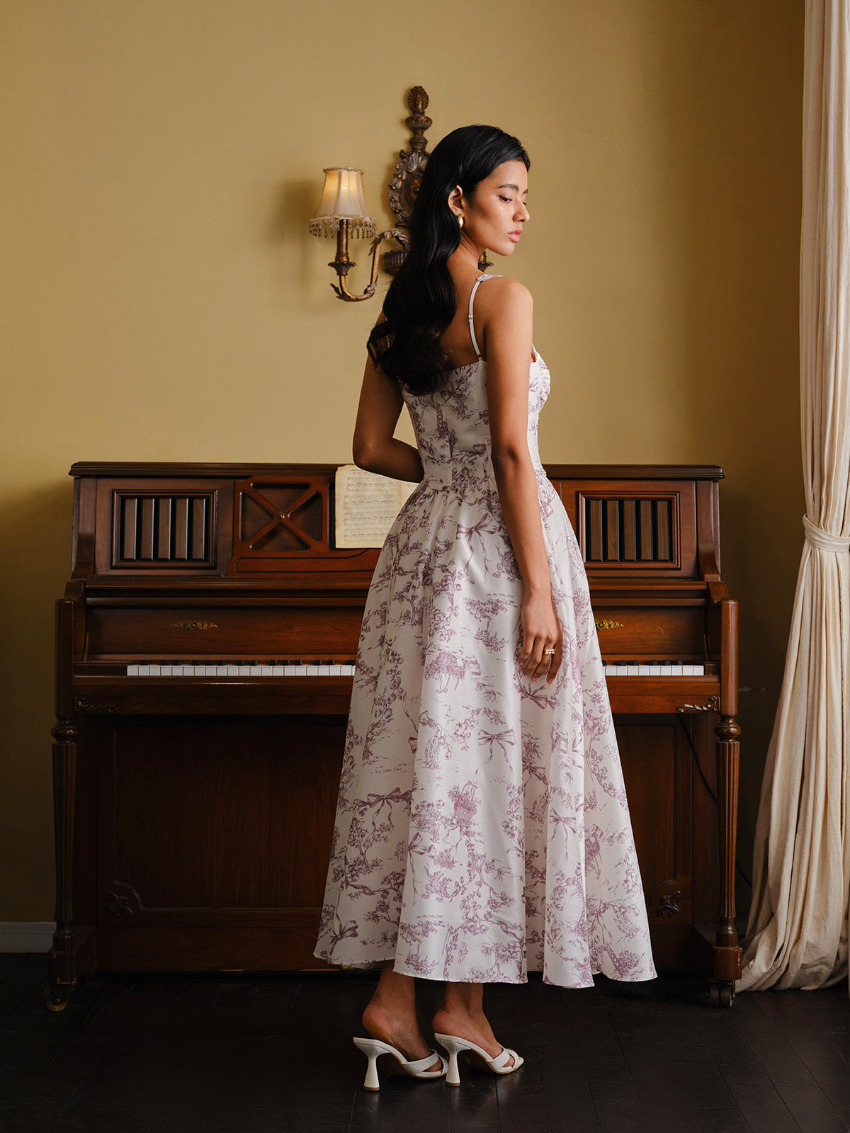 Luvik | Toile Print Korsettimekkoinen
