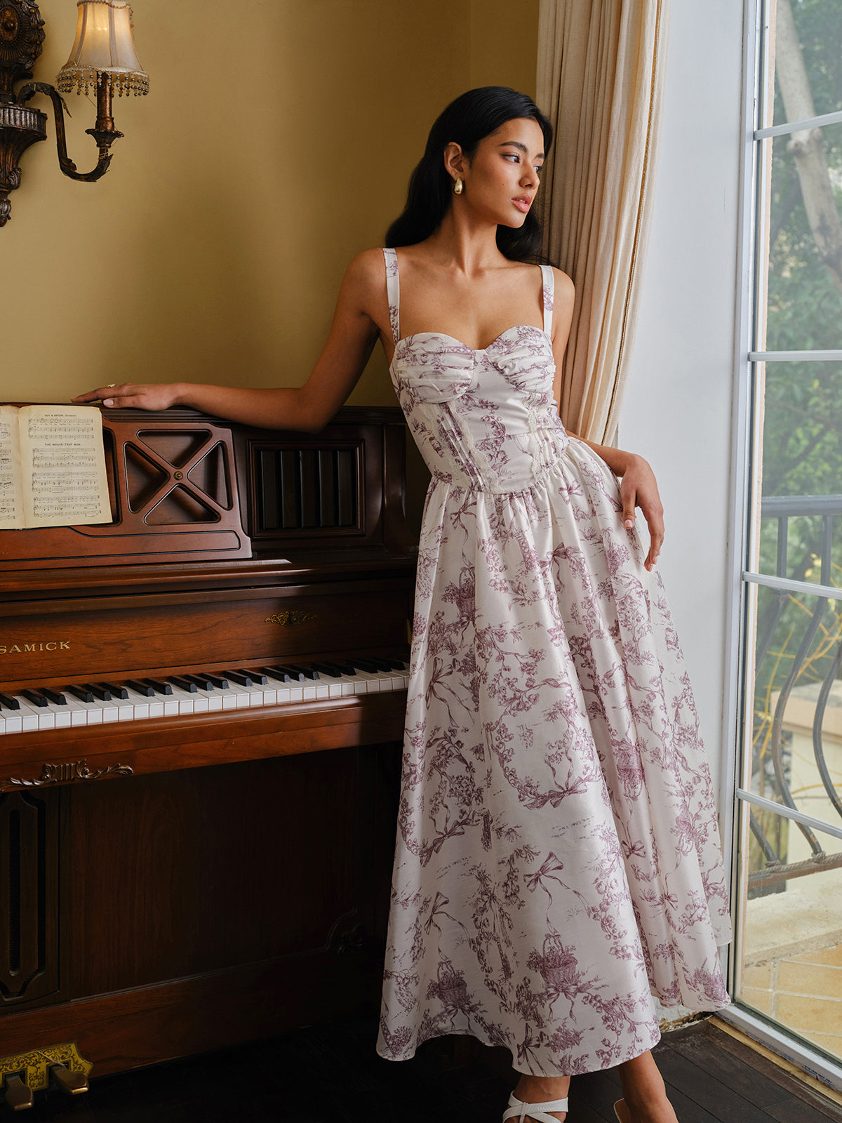 Luvik | Toile Print Korsettimekkoinen