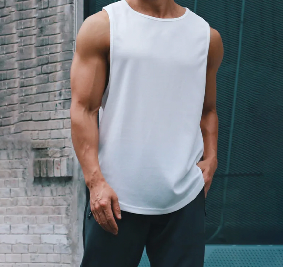 Luvik | Tyylikäs Fitness Toppi