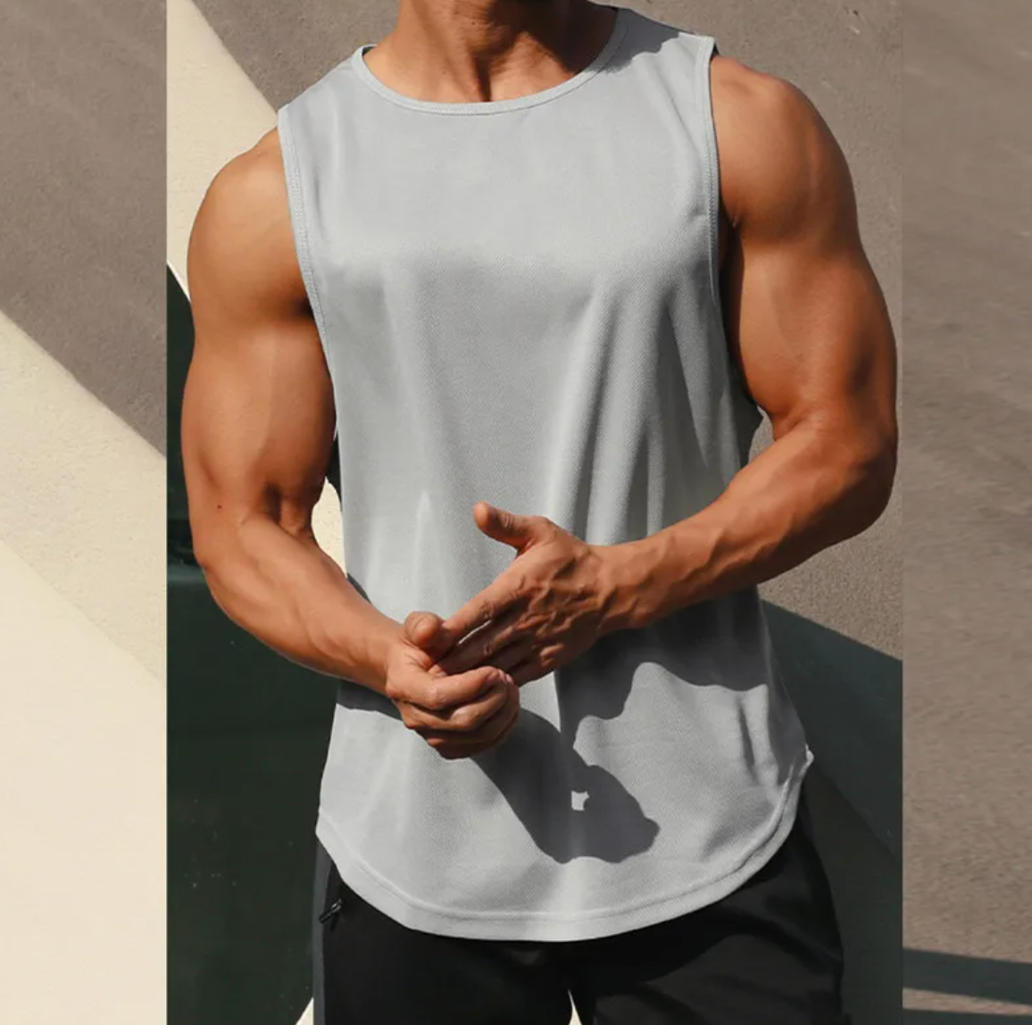 Luvik | Tyylikäs Fitness Toppi
