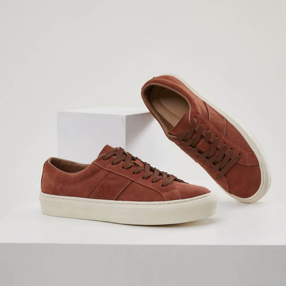 Luvik | Sneakerit mokkapinnalla, kumipohjalla