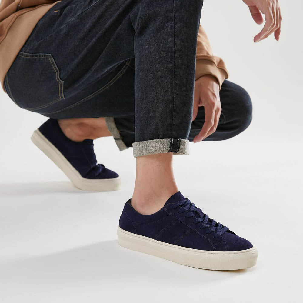 Luvik | Sneakerit mokkapinnalla, kumipohjalla