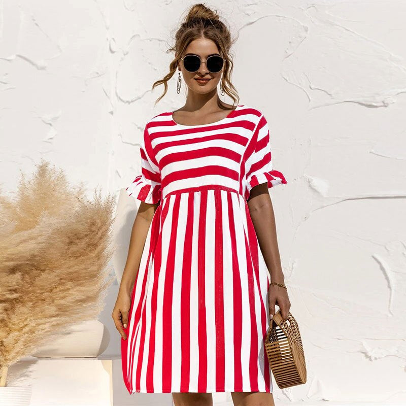 Luvik | Loose Fit Lyhyt Hihainen Lyhyt Mekko Kesämekko