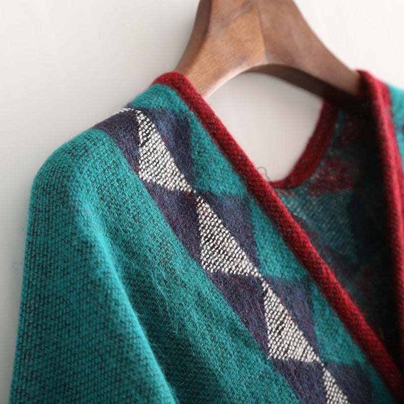 Luvik | Ei Käänny Poncho