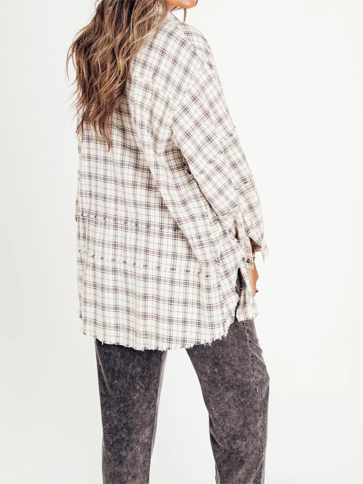 Luvik | Rake-edge overlong coat with pockets