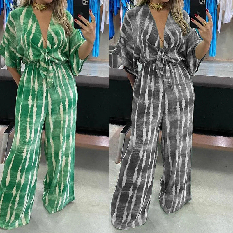 Naisten jumpsuit, jossa on elegantit kimono-hihat ja vyötärölle sidottava vyö Luvik