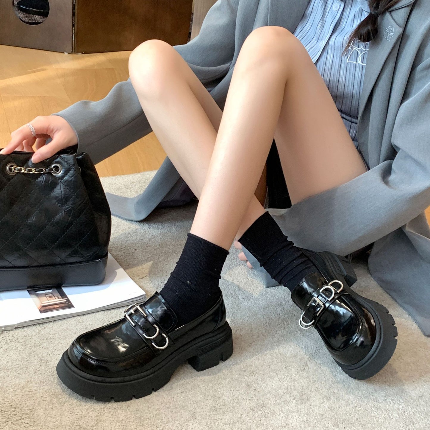 Naisten Chunky Alustava Loafer koristeellisella soljella Luvik