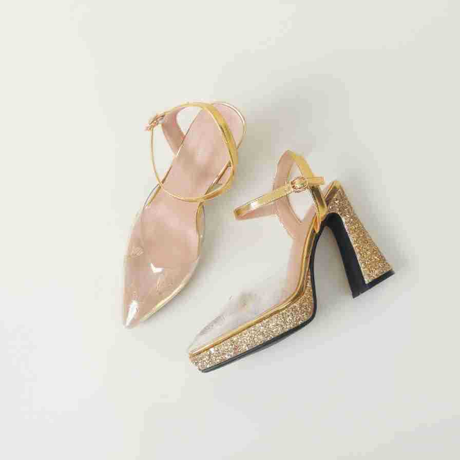 Nainen Strappy Glitter-tyyliset Blokkin korkeat sandaalit Luvik