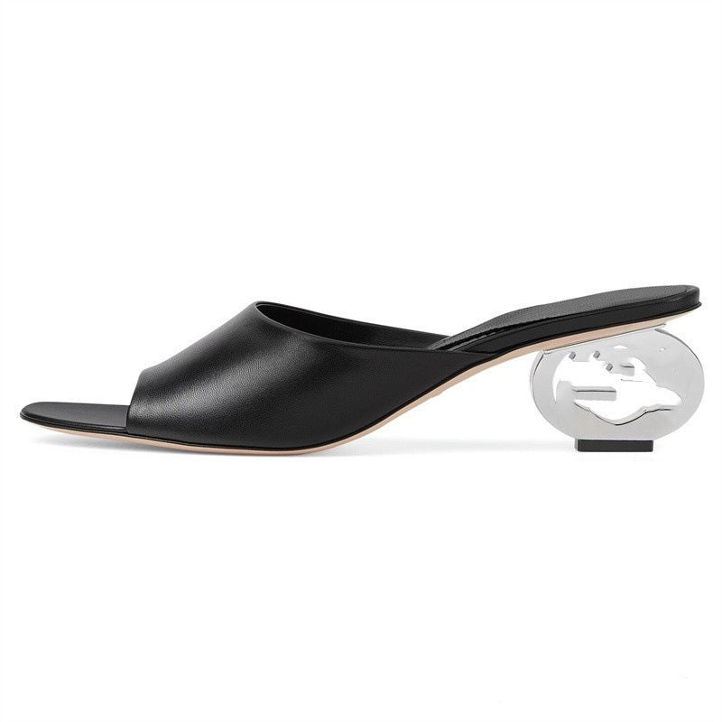 Femme Open-Toe Mules, joissa on veistoksellinen korkosuunnittelu Luvik