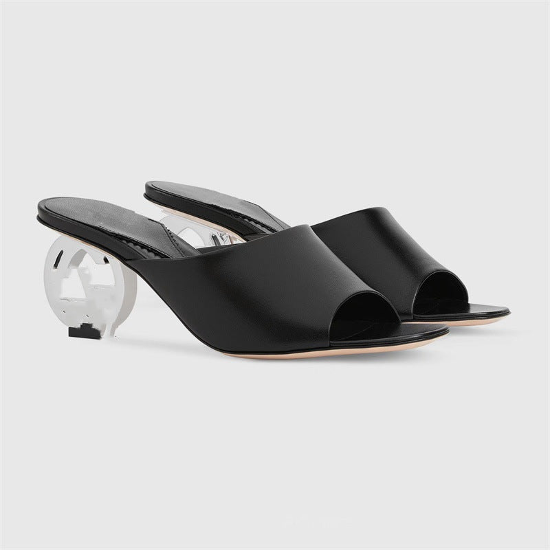 Femme Open-Toe Mules, joissa on veistoksellinen korkosuunnittelu Luvik