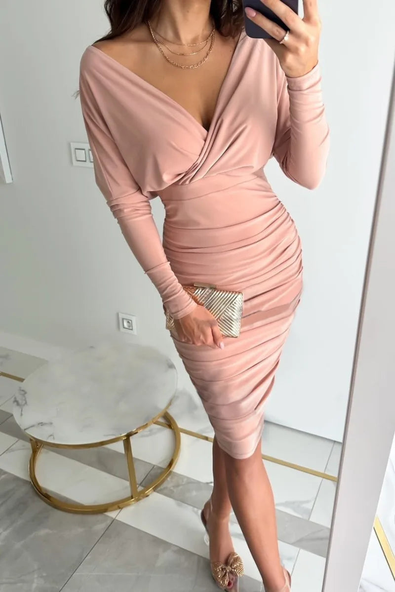 Luvik | Chic ja glamouria kering juhlapuku