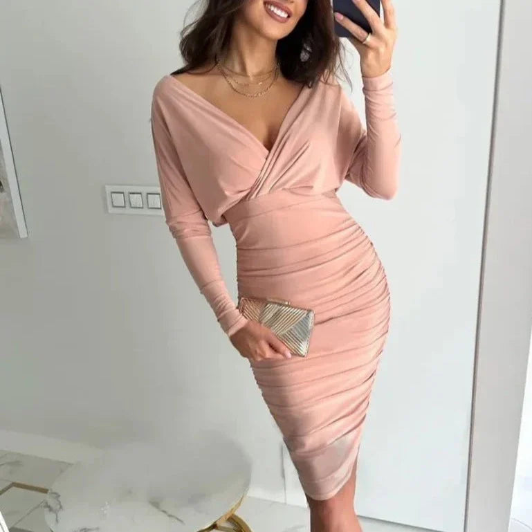 Luvik | Chic ja glamouria kering juhlapuku