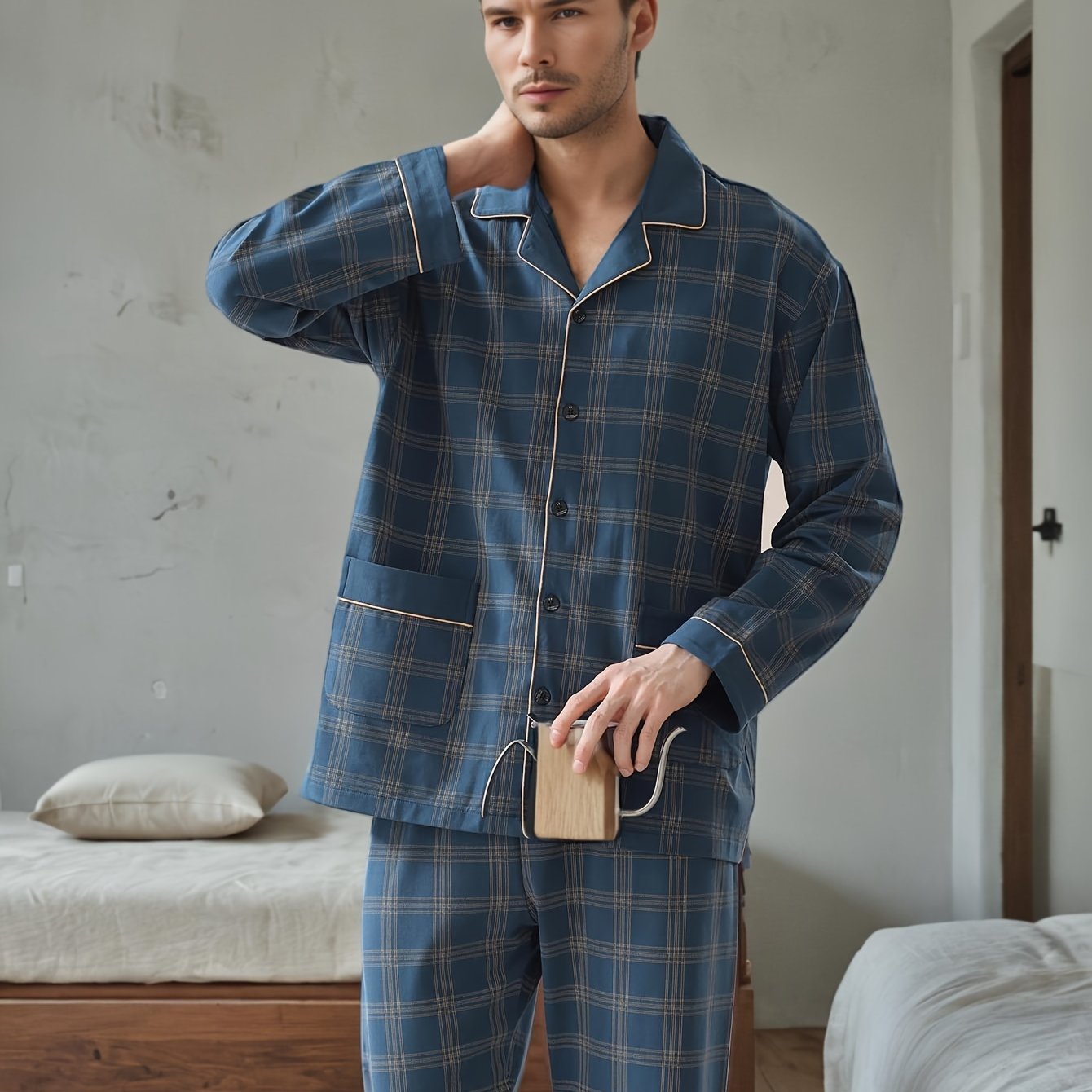 Luvik | Kuviollinen Miesten Pyjama Setti Käänteellä Ja Pitkillä Hihoilla