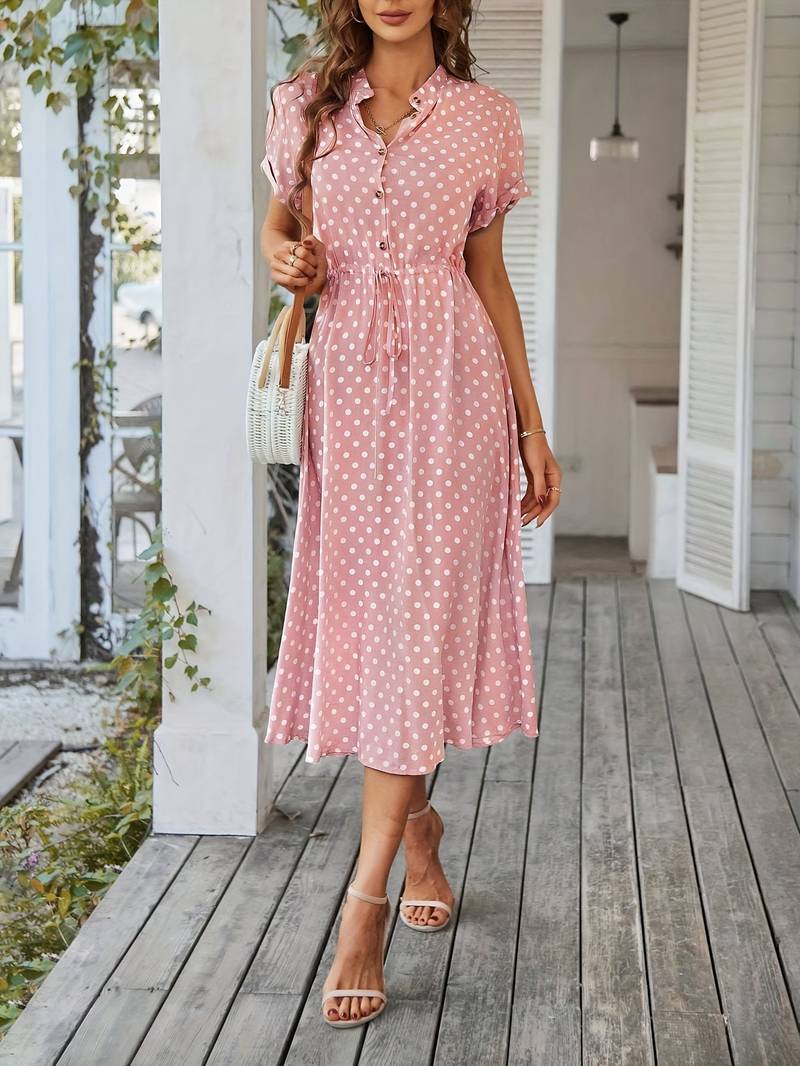 Luvik | a-line dress, jossa on pilkkupainatus ja v-aukkoinen