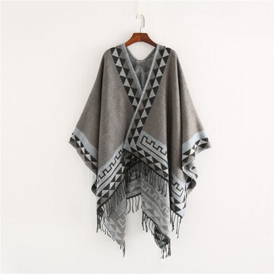 Luvik | Ei Käänny Poncho