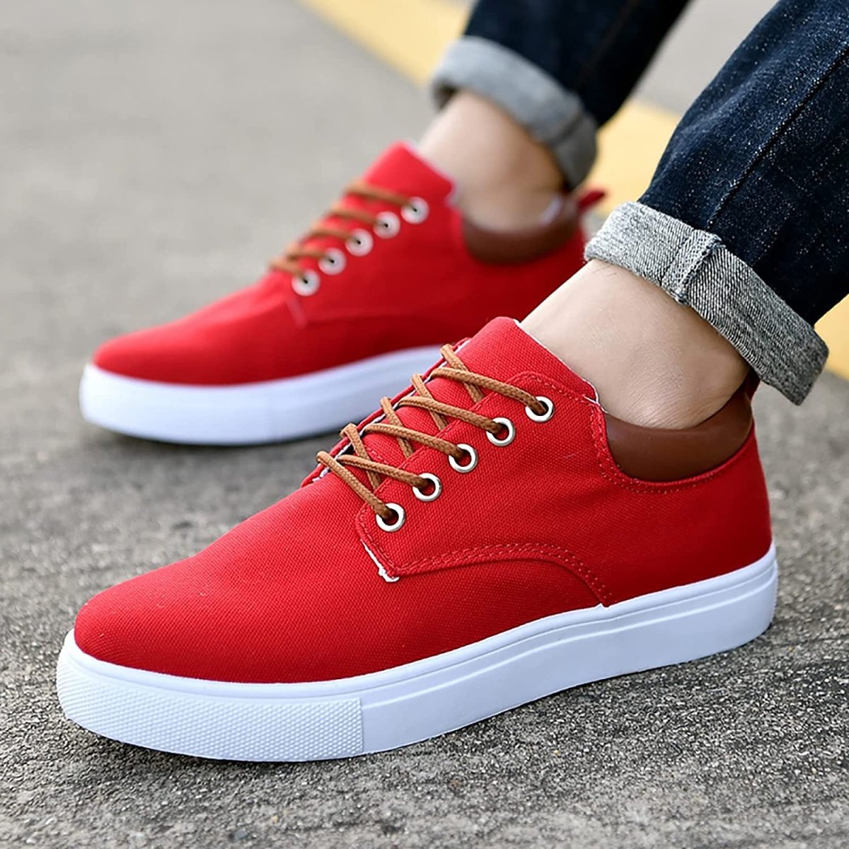 Luvik | Rentouttavat Sneakers