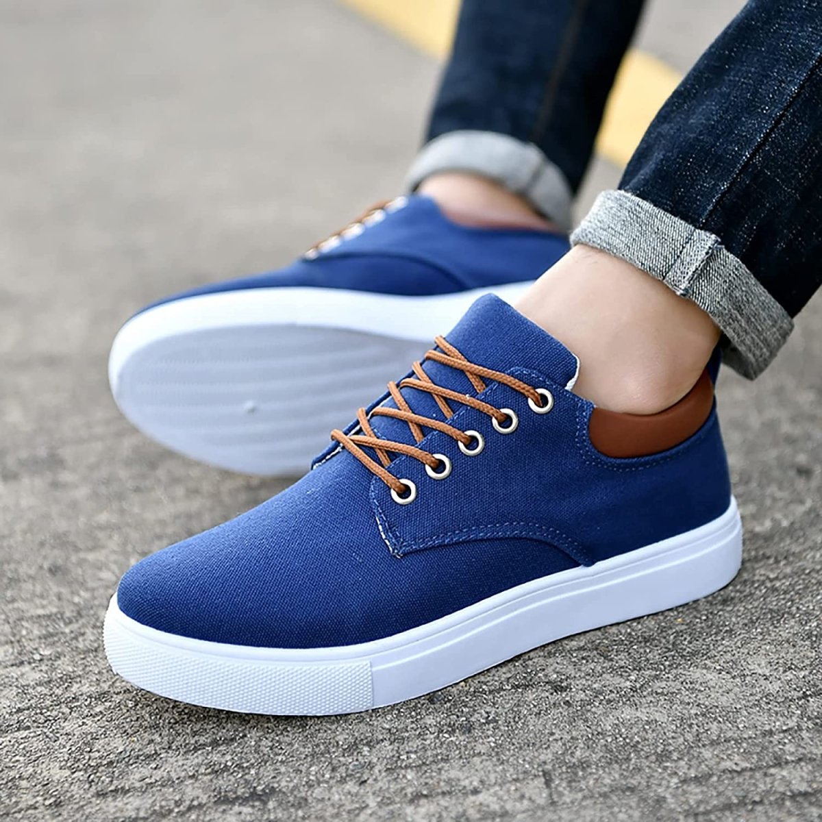 Luvik | Rentouttavat Sneakers