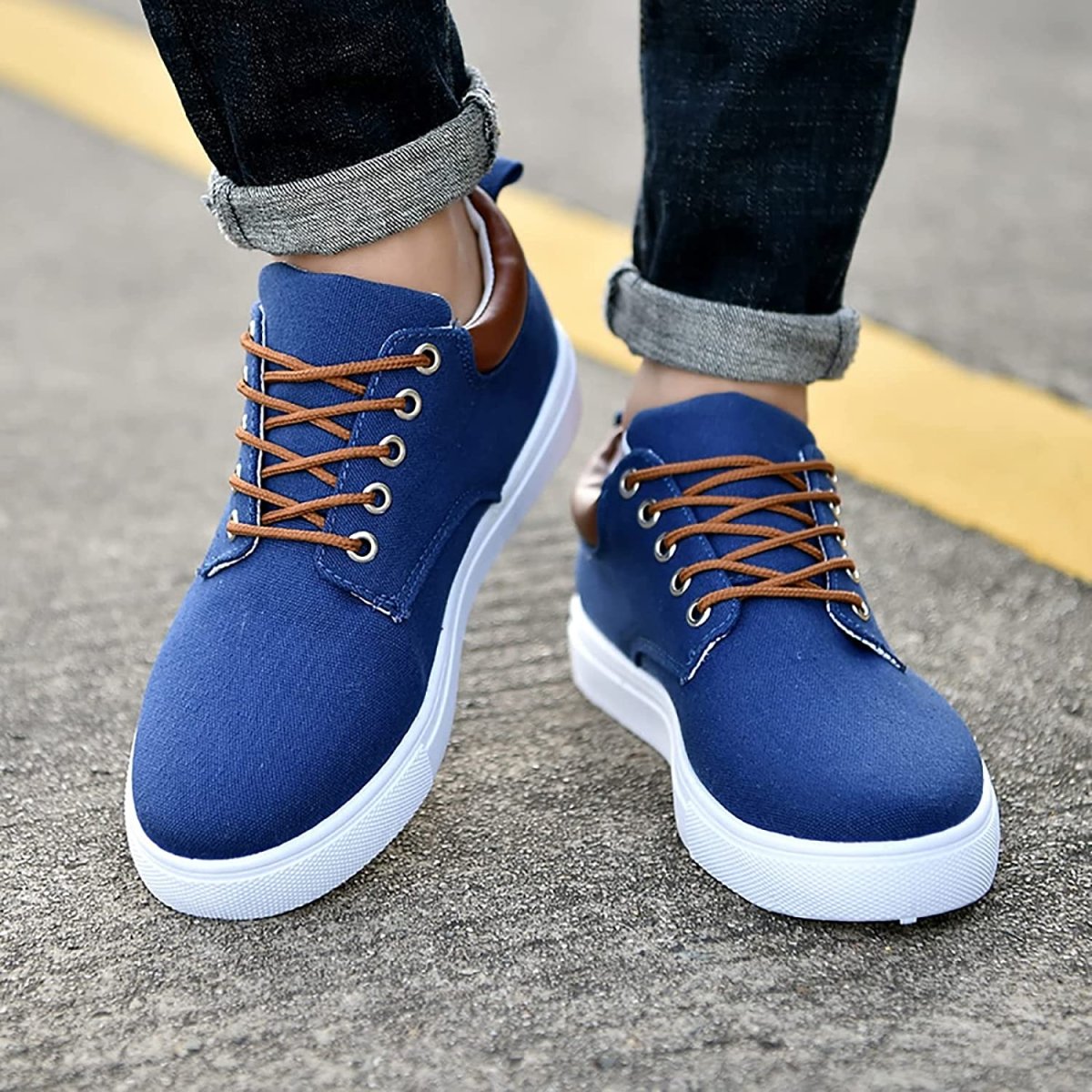 Luvik | Rentouttavat Sneakers