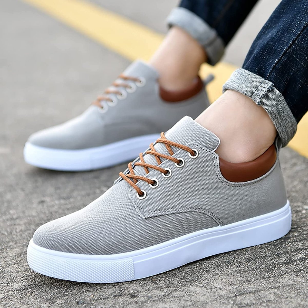 Luvik | Rentouttavat Sneakers