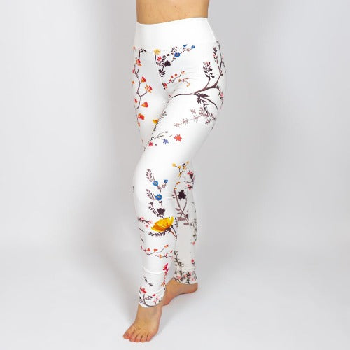 Luvik | Valkoiset Kukalliset Leggingsit