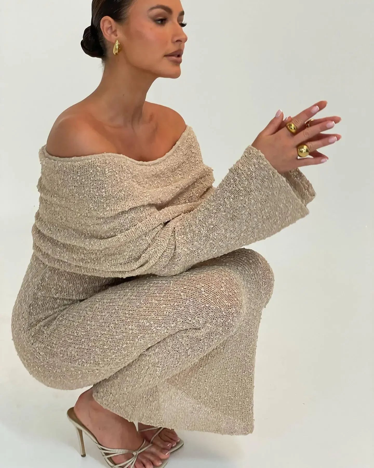 Luvik | Off Shoulder Neule Maksimekko
