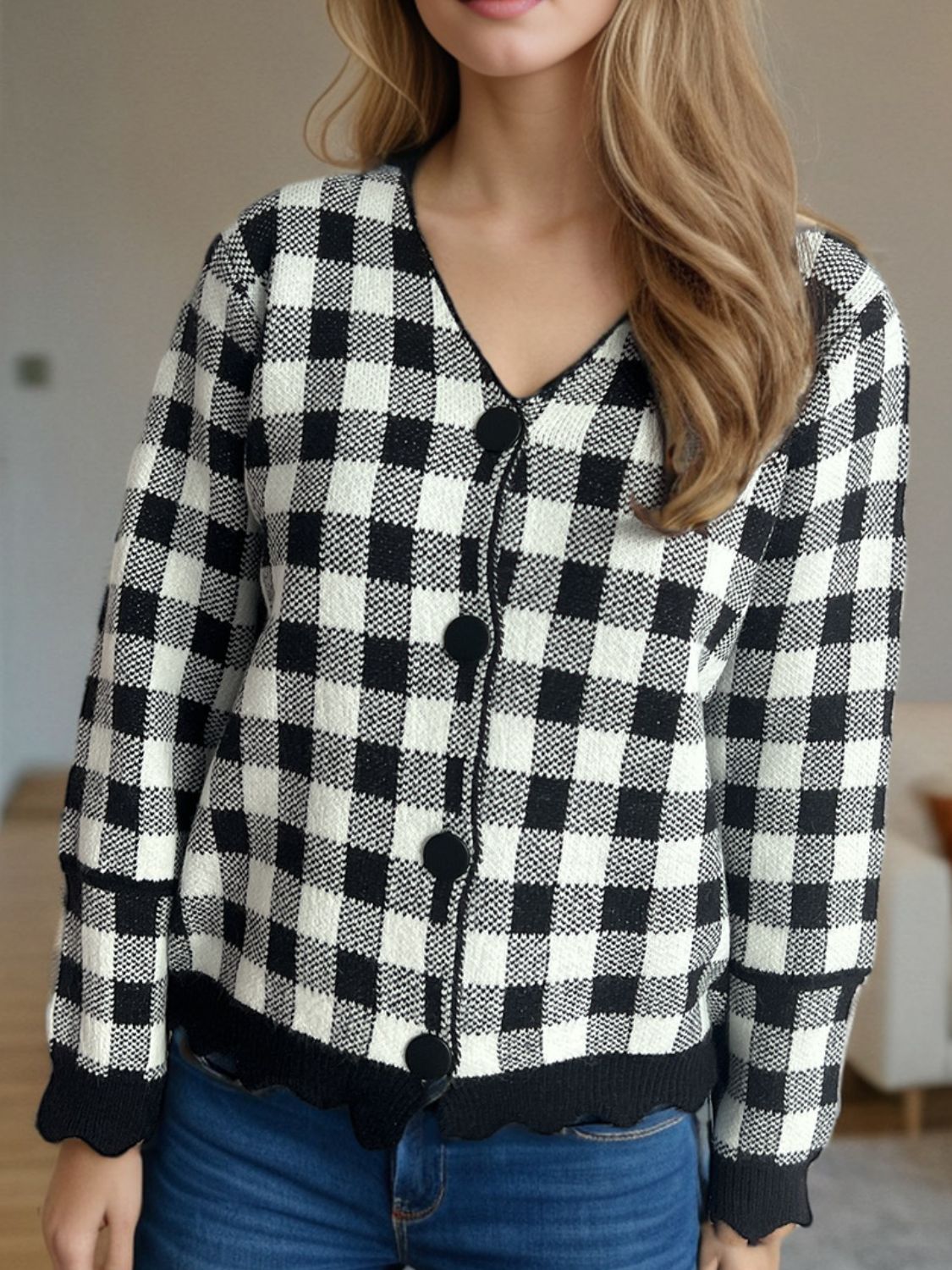 Luvik | Tyylikäs Ruudullinen V-Pääntie Cardigan