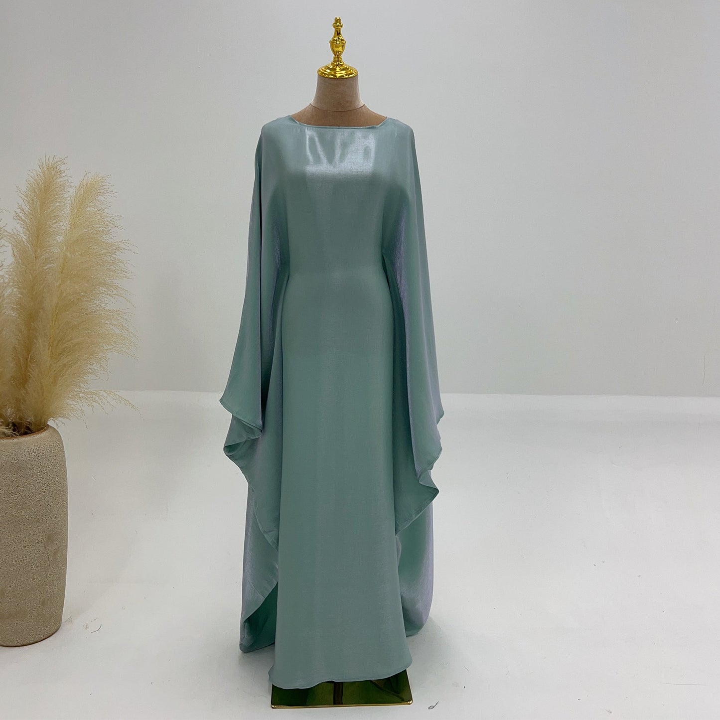 Luvik | Elegantti Juhlamekko Robe LR770