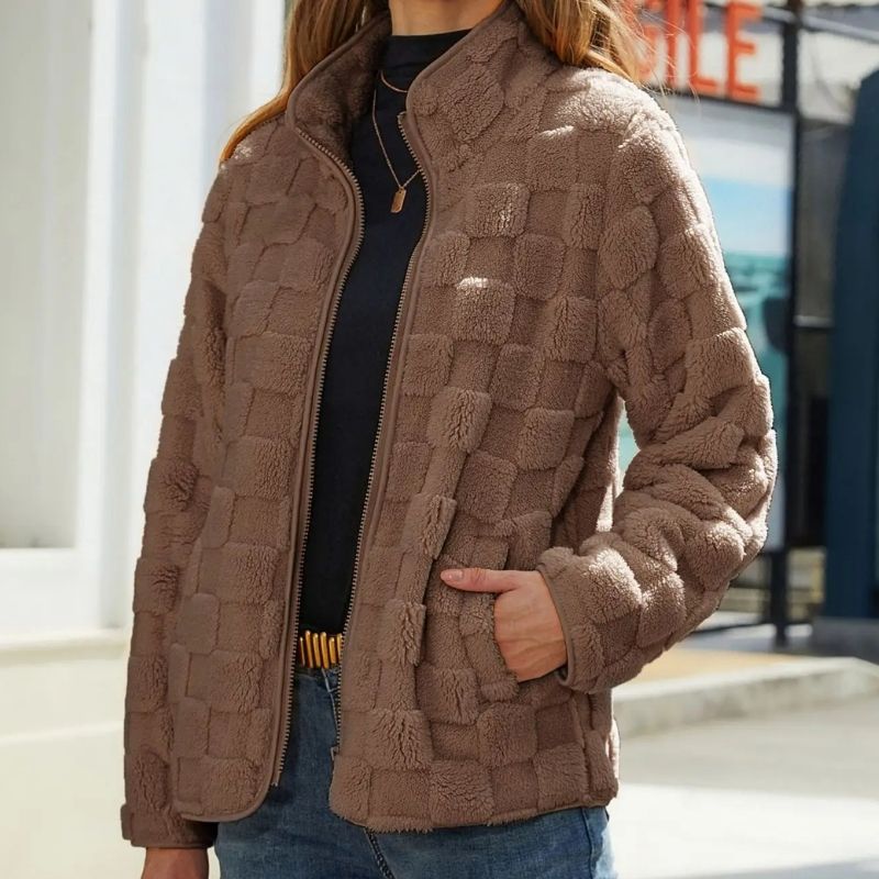 Luvik | super soft short fleece jacket