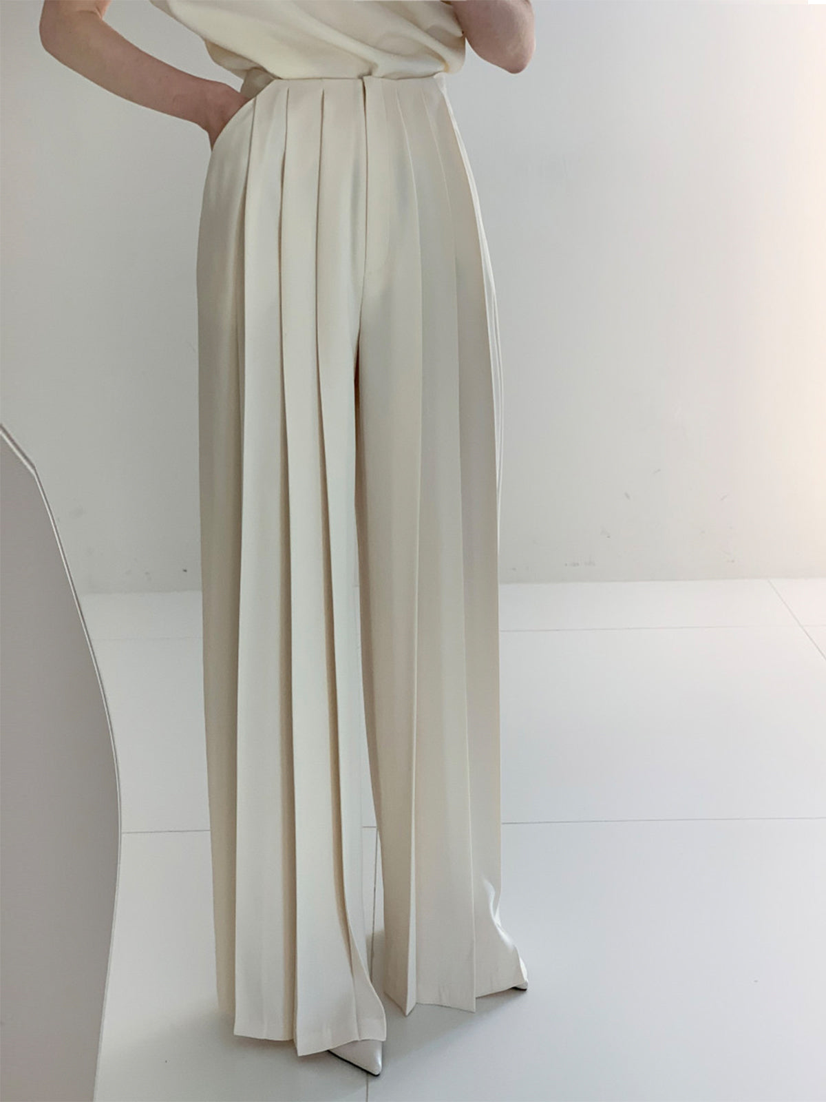 Luvik | Pleated High Waist Wide Pants