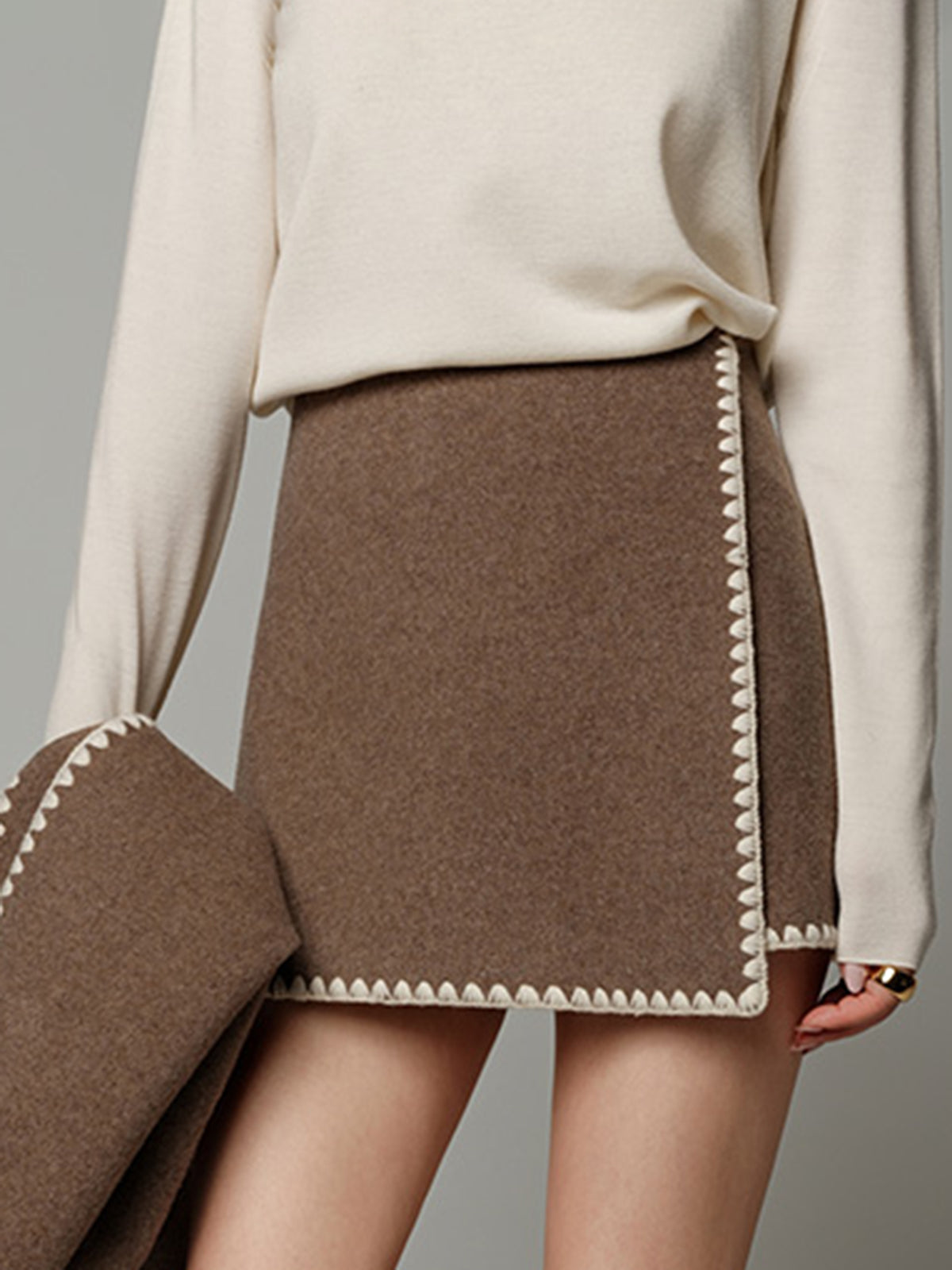 Luvik | Kontrast Embroidered Trim Tweed Skirt