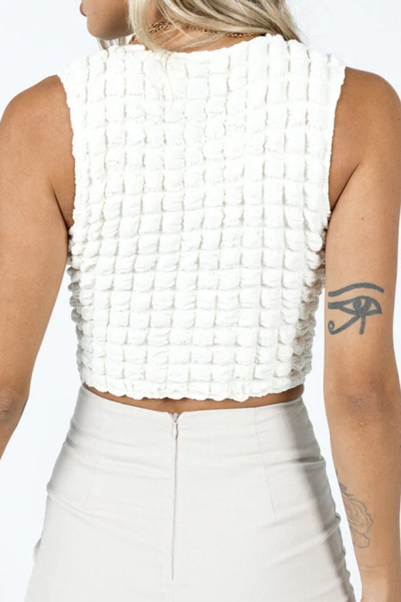 Luvik | Kupolimallinen Tankki Crop Top