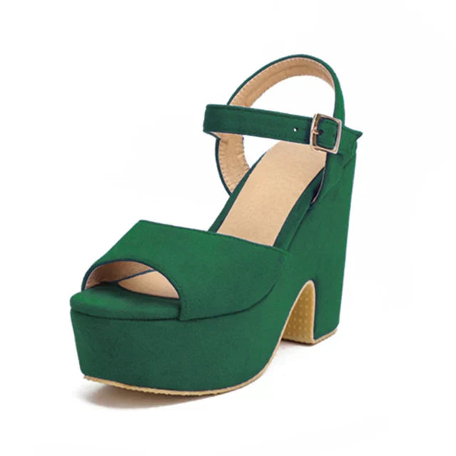Luvik | Trendy sandals with a thick heel