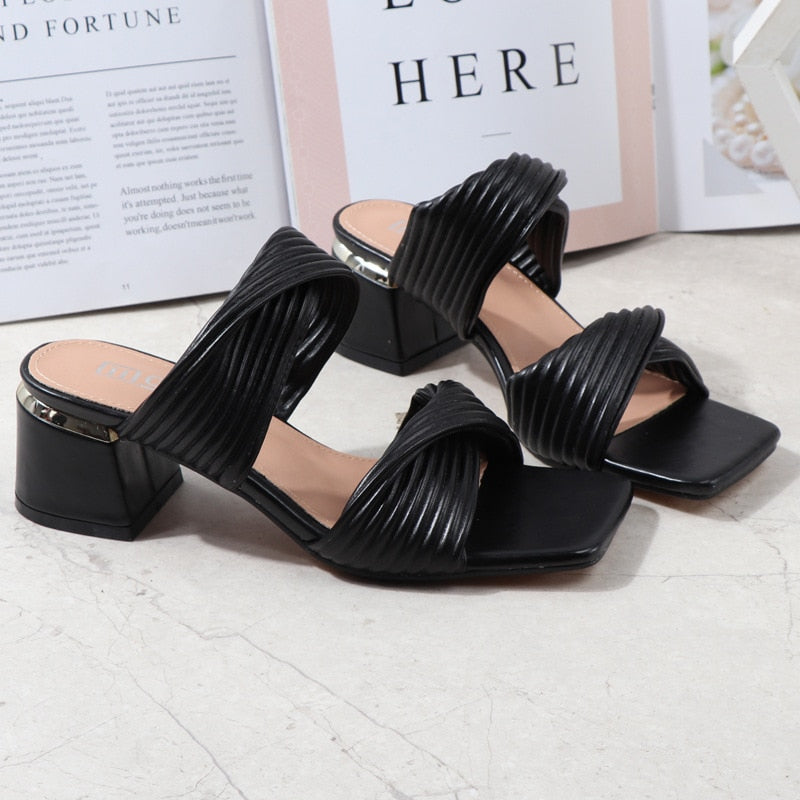 Luvik | Kauniit Pretend Pump Sandaletteet