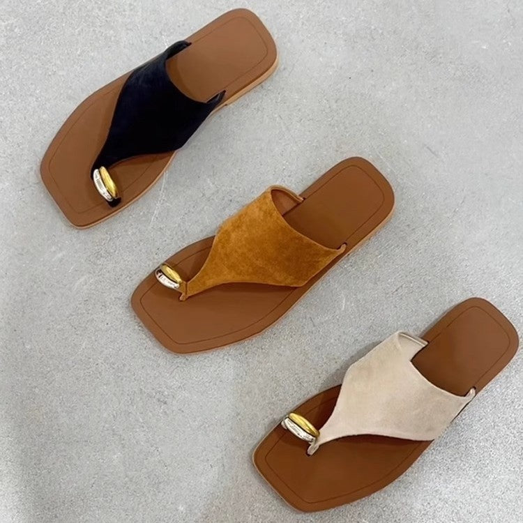 Naisten muoti flip-flops metallikoristeella Luvik