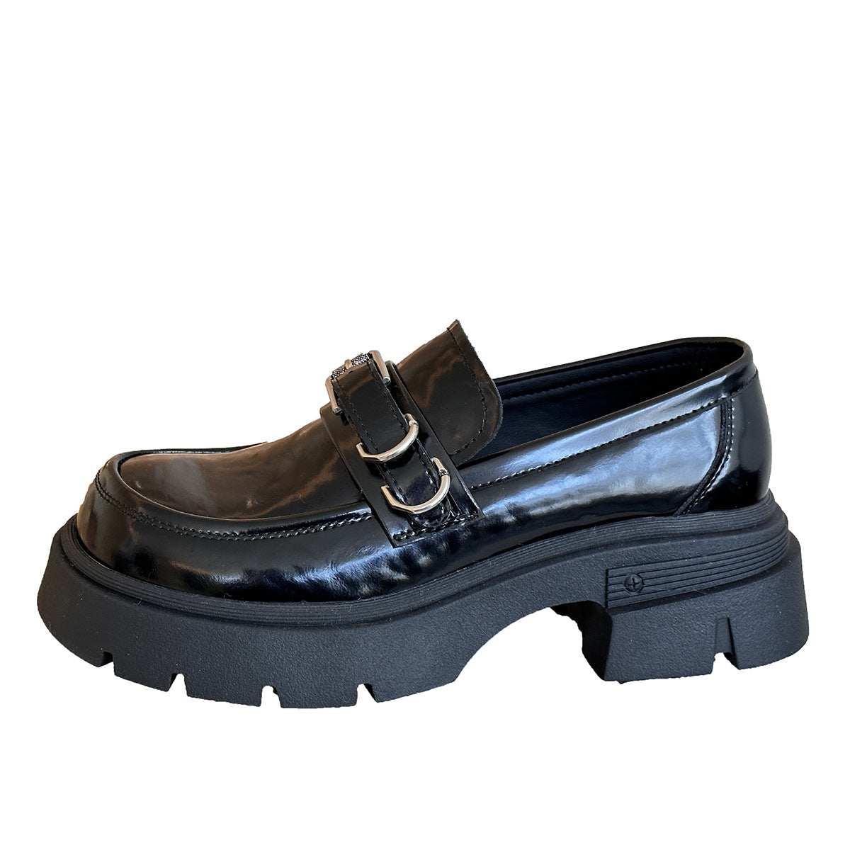 Naisten Chunky Alustava Loafer koristeellisella soljella Luvik