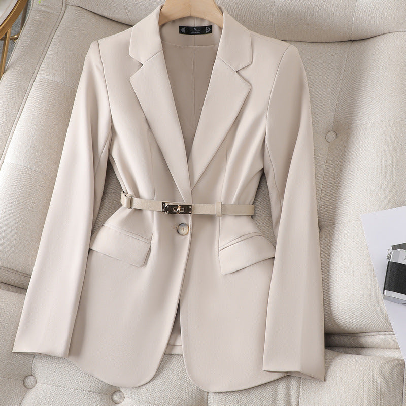 Luvik | Custom blazer with stylish details