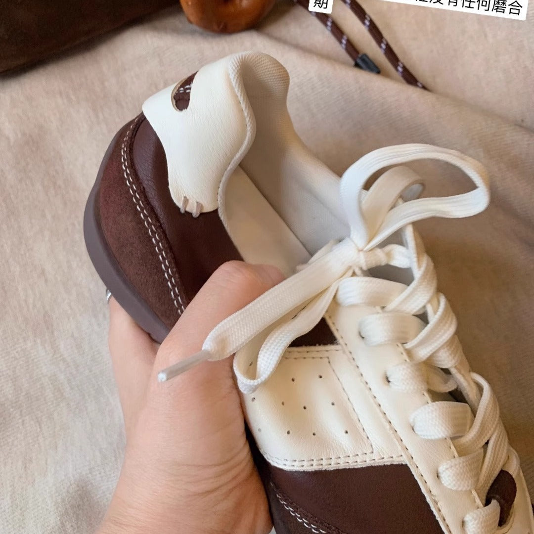 Naisten retroinspiroitunut vapaa-ajan Skechers Luvik